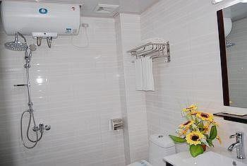 Wudang Mountain Sun Shine Hotel Wudangshan Екстер'єр фото